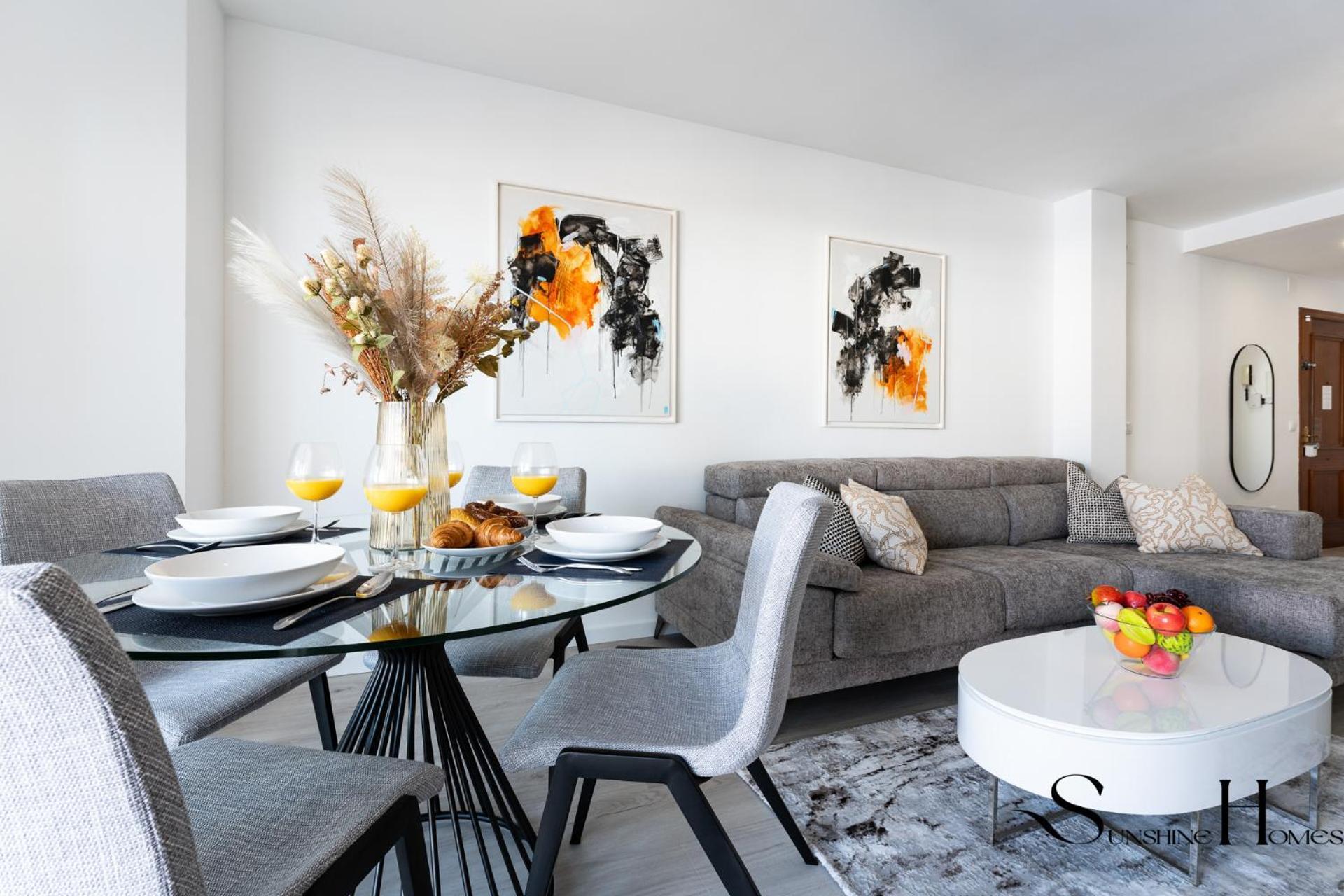 Fancy 2br Retreat Pool Parking, Wonderful Views Appartement
